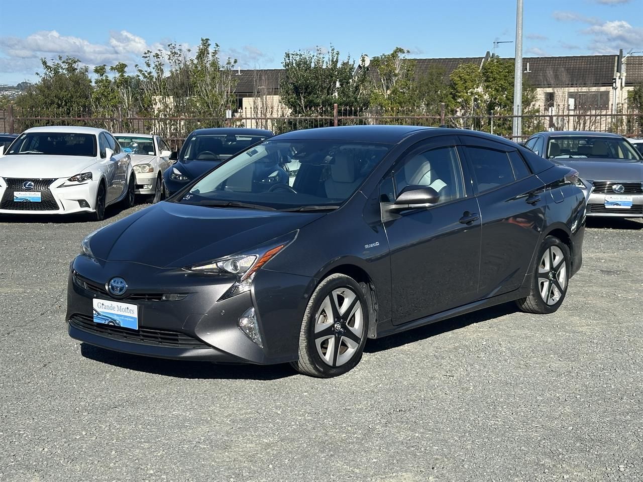 Vehicle image 3