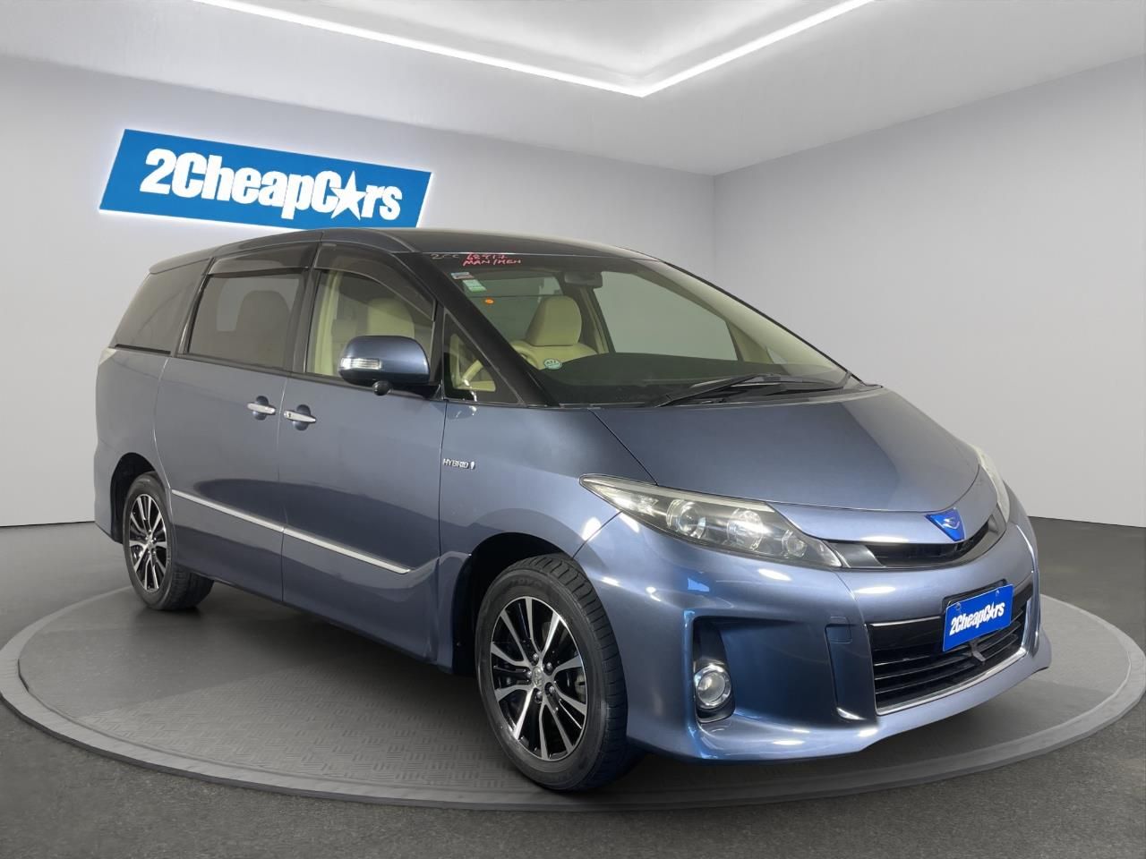 Vehicle image 3