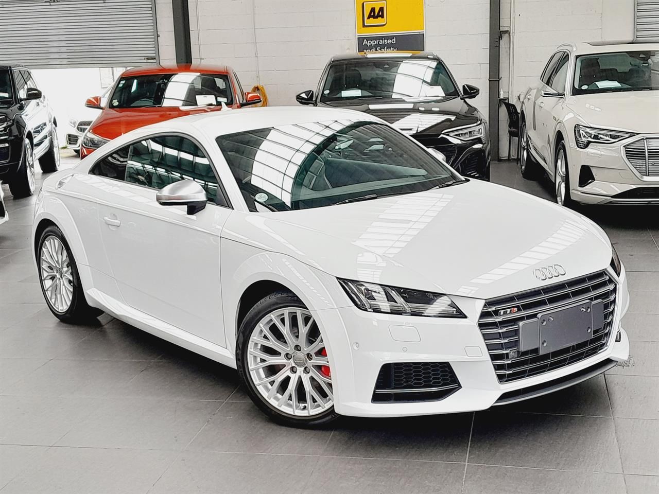 Vehicle image 1