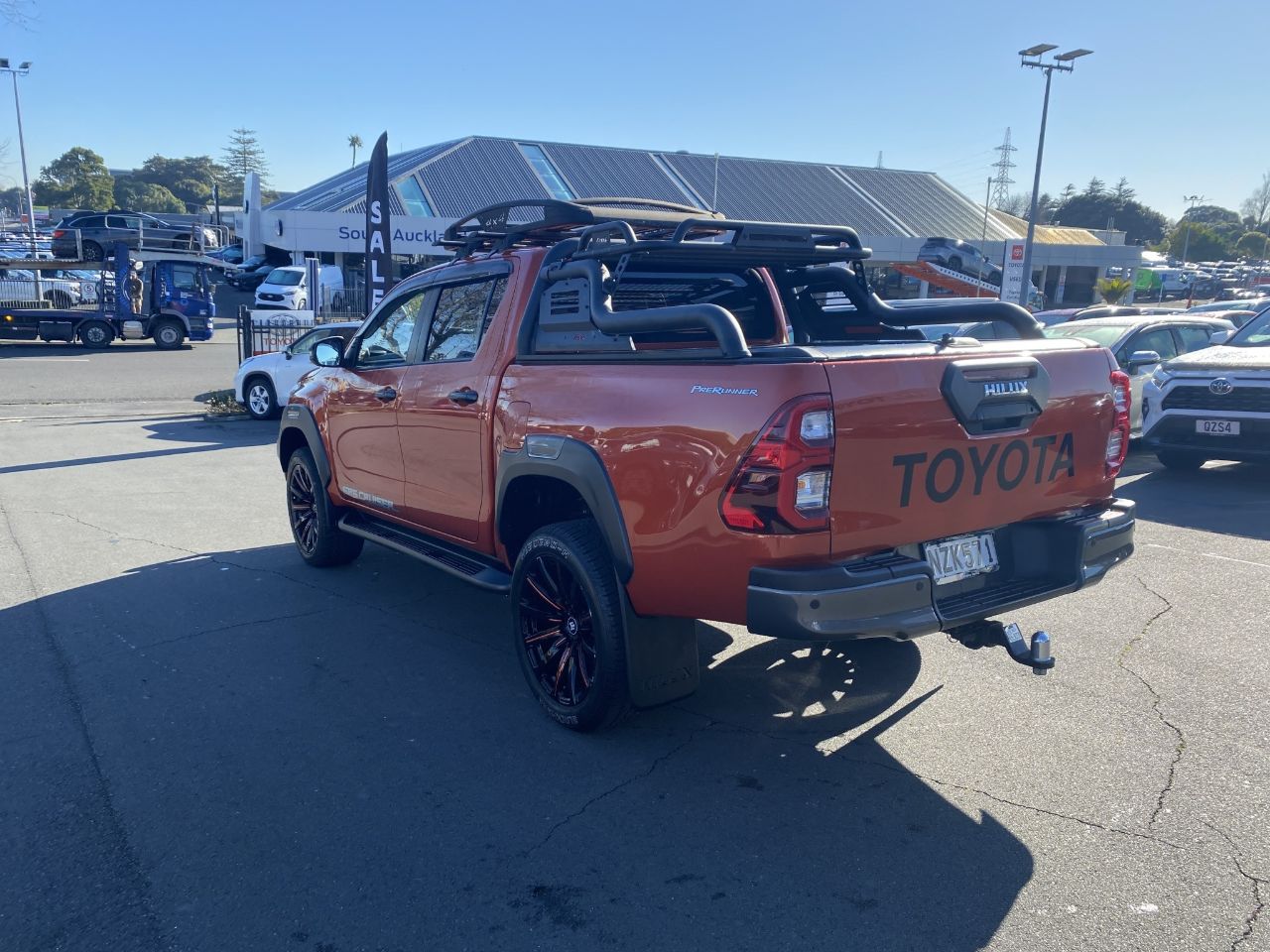 Vehicle image 5