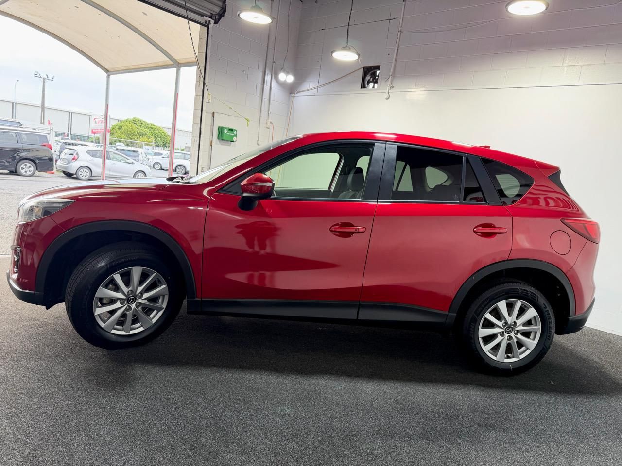 Vehicle image 4