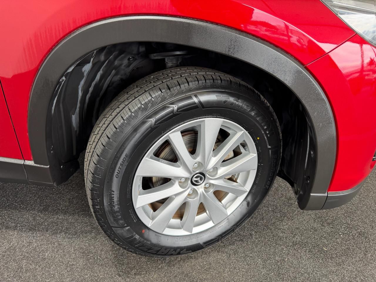 Vehicle image 5