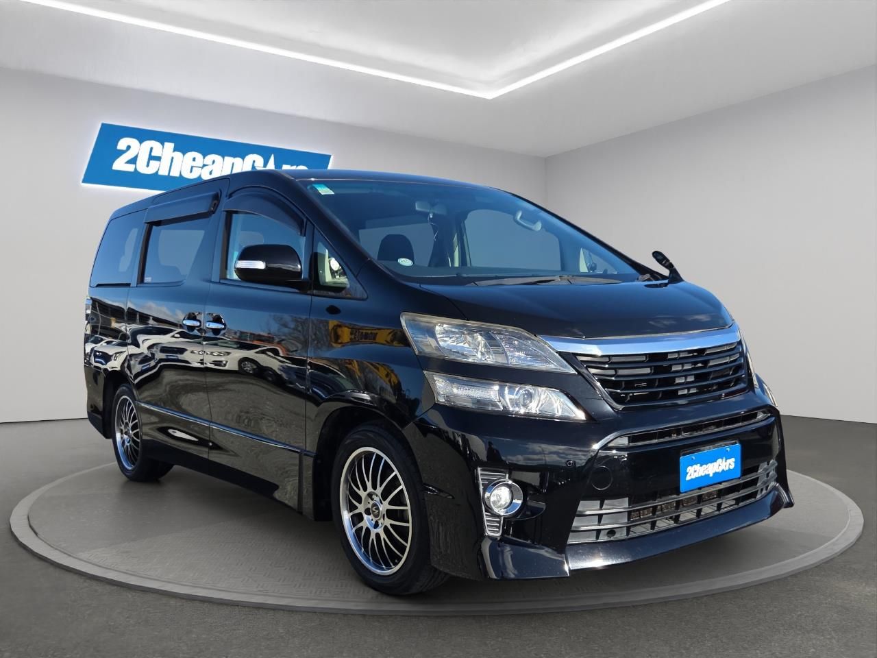 Vehicle image 3