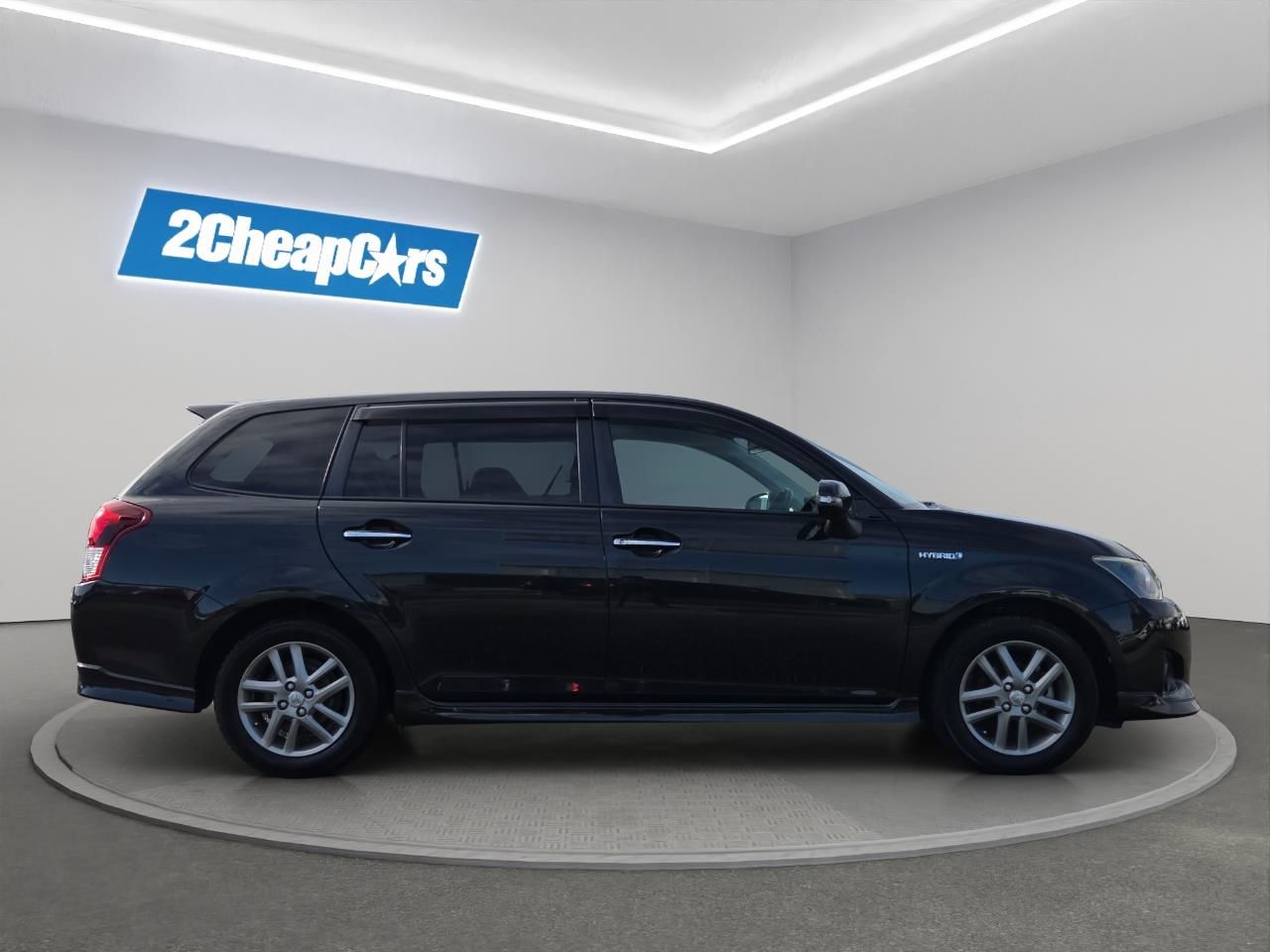 Vehicle image 4