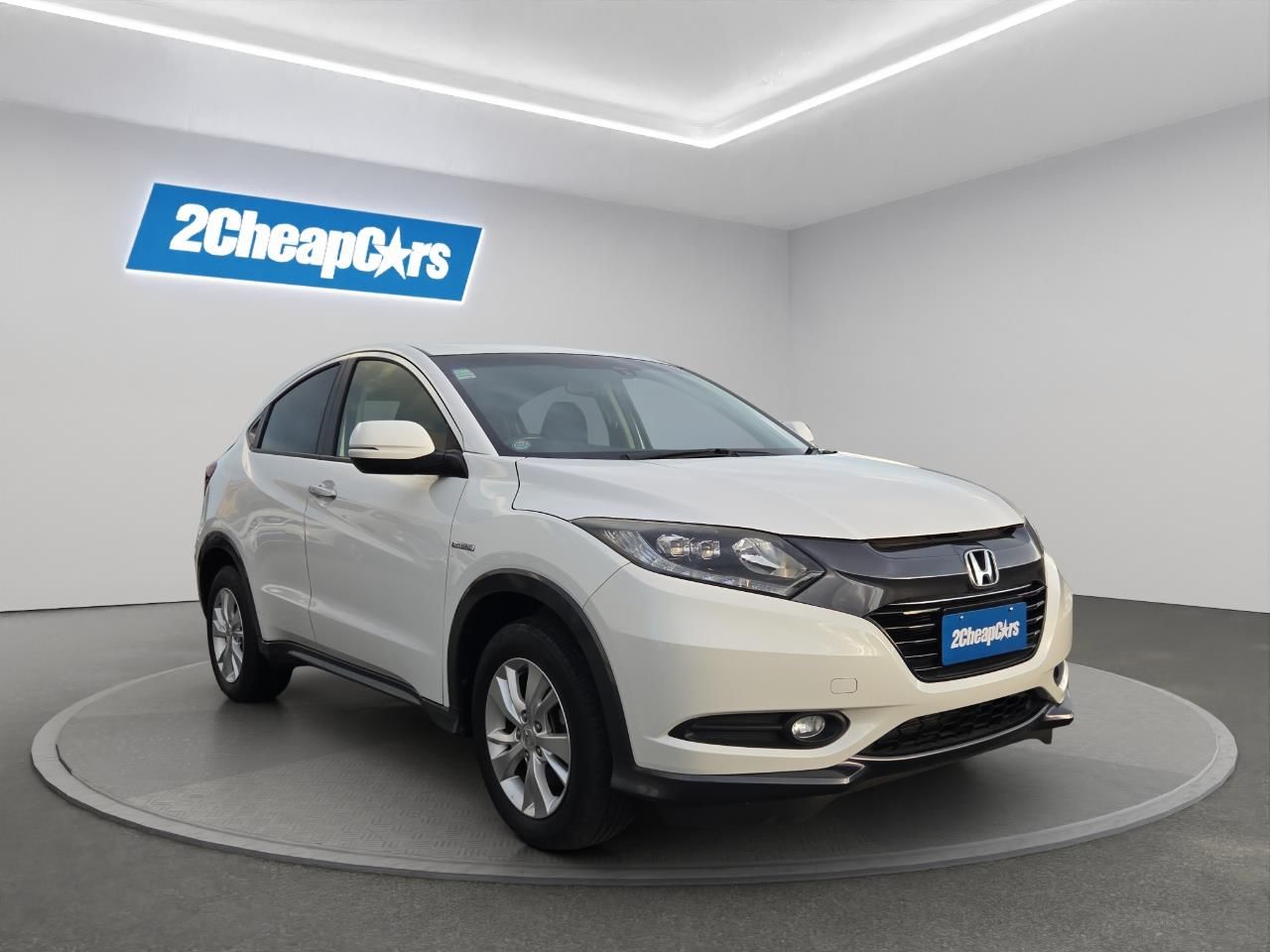 Vehicle image 3