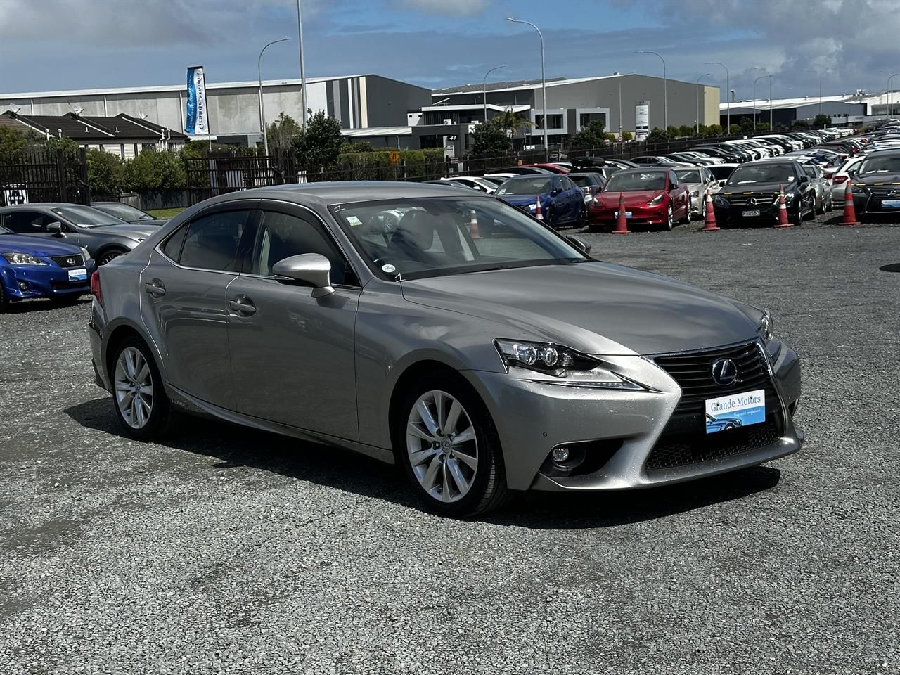 Vehicle image 1