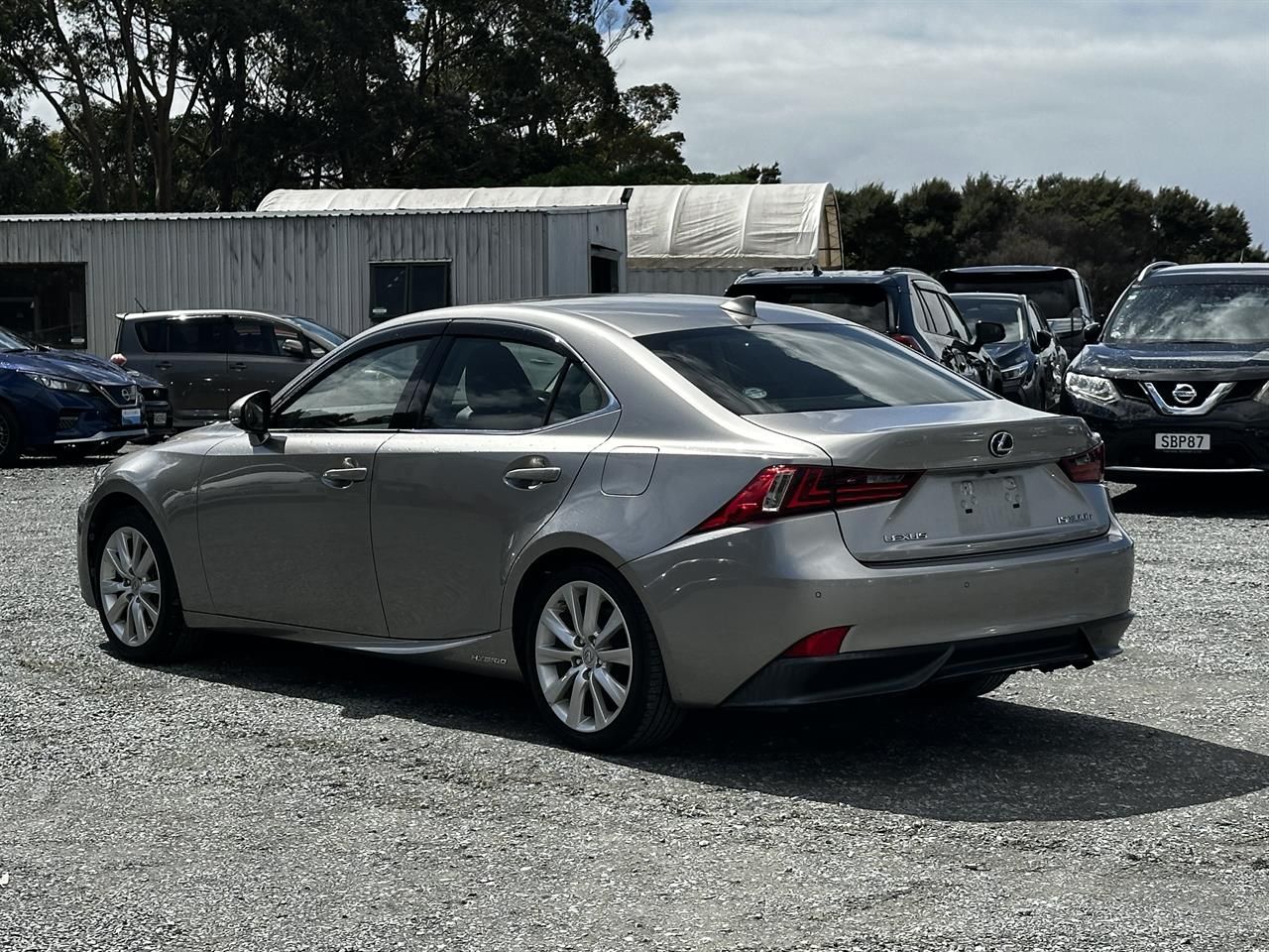 Vehicle image 5