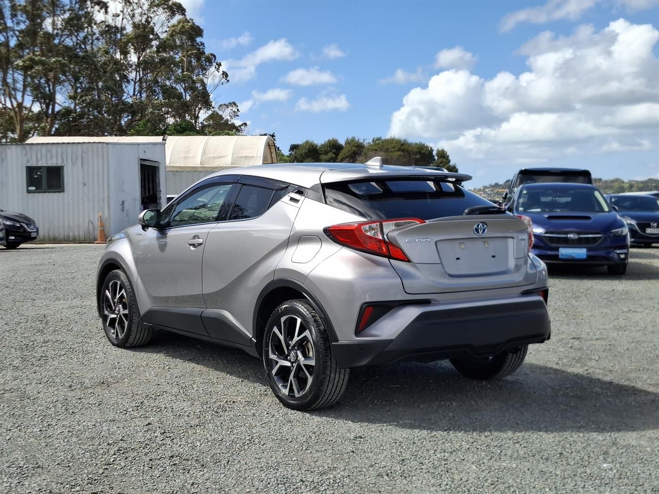 Vehicle image 5