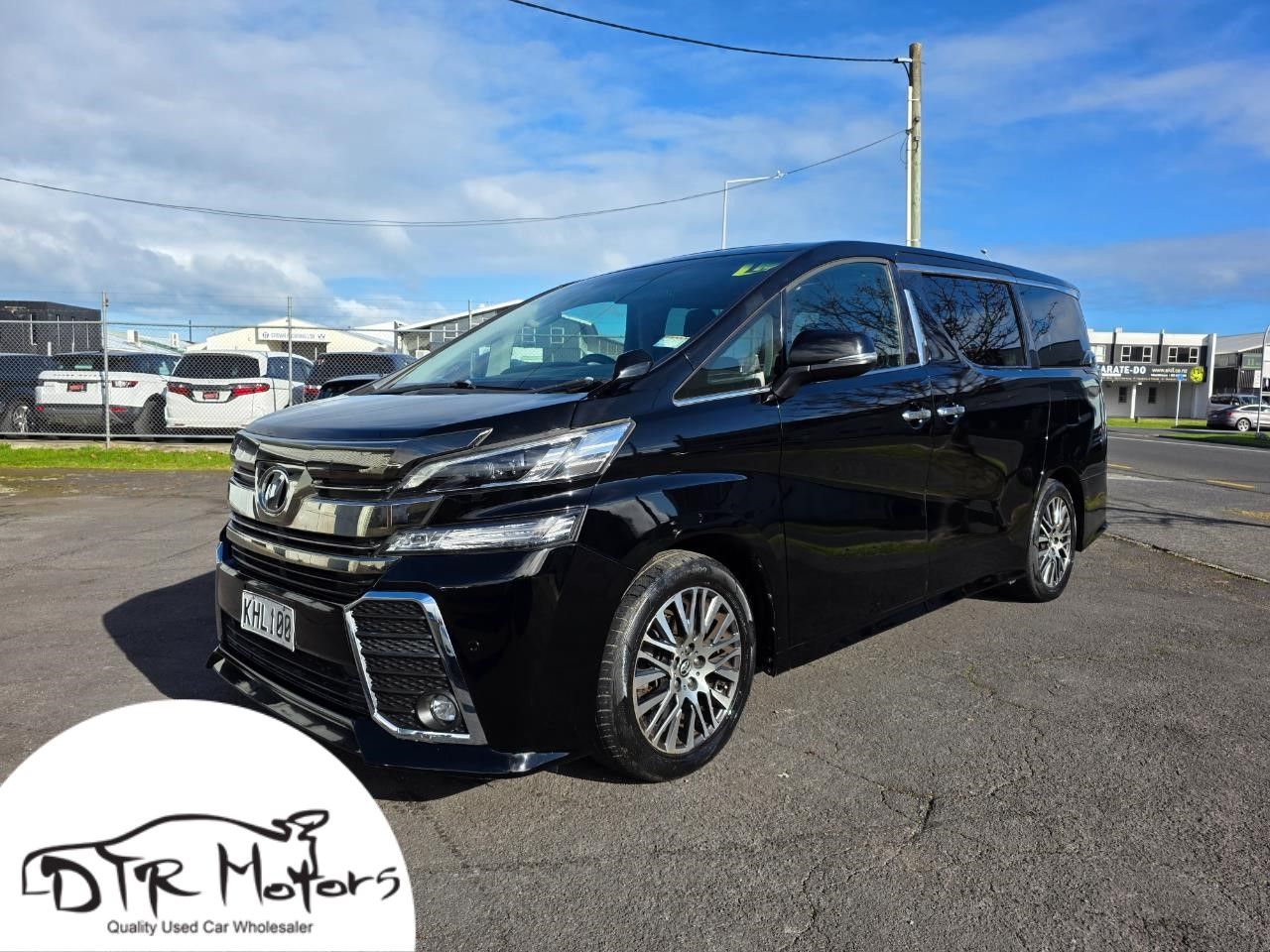 Vehicle image 1