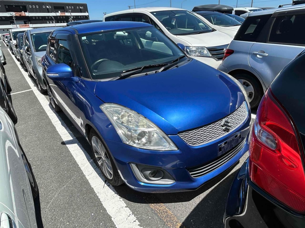 Vehicle image 1