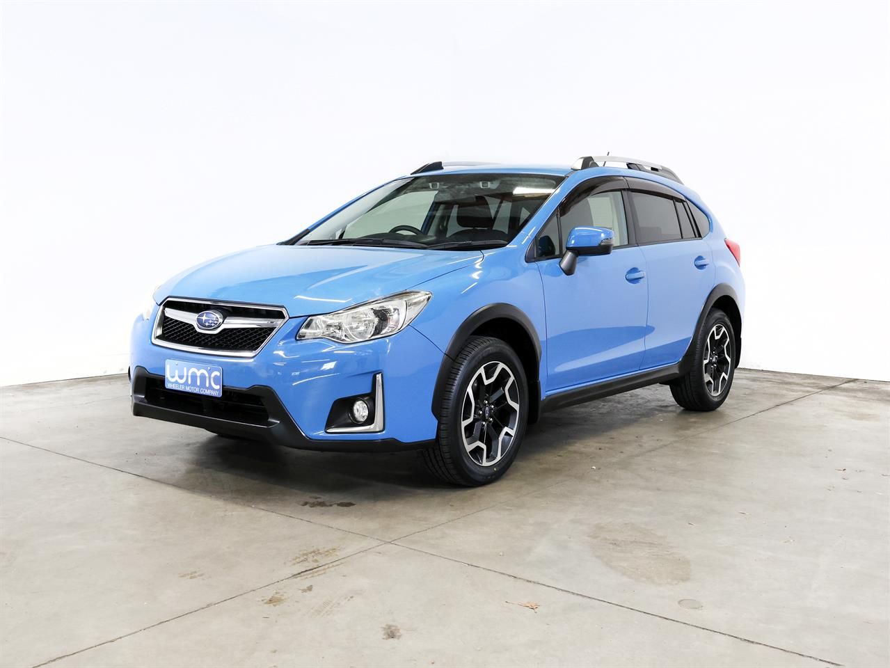 Vehicle image 4