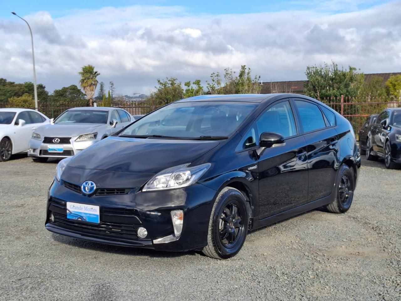 Vehicle image 2