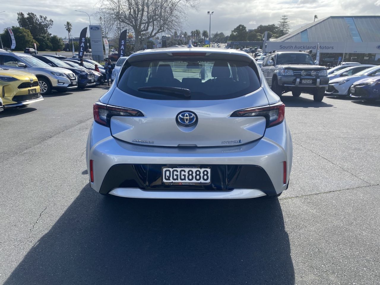 Vehicle image 3