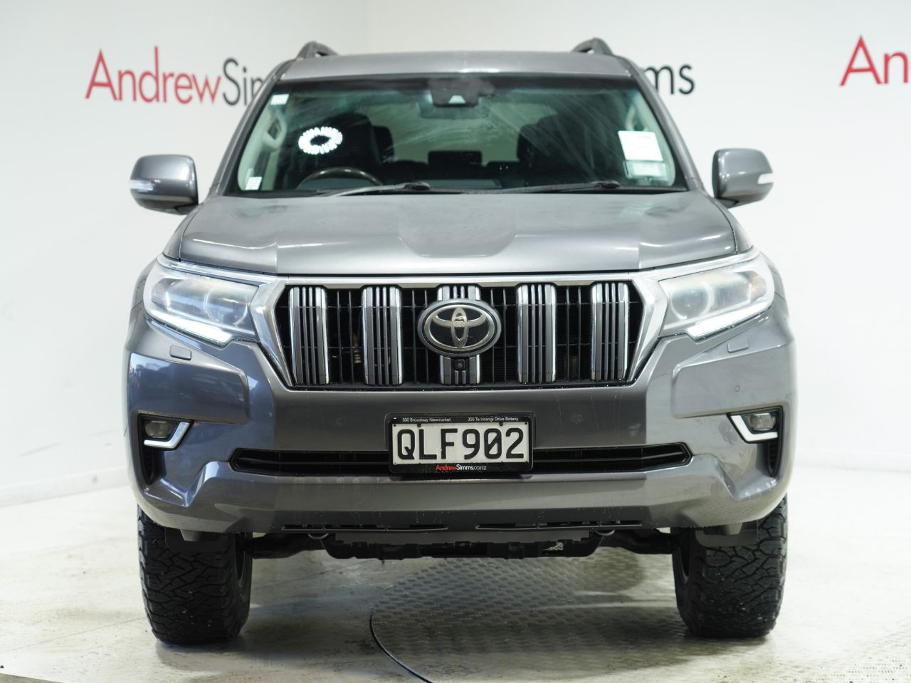 Vehicle image 4