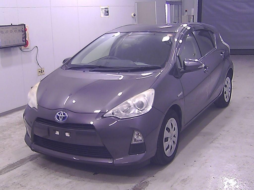 Vehicle image 2