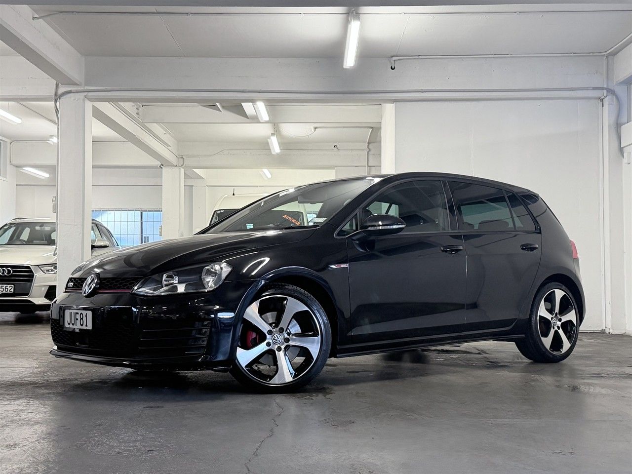 Vehicle image 1