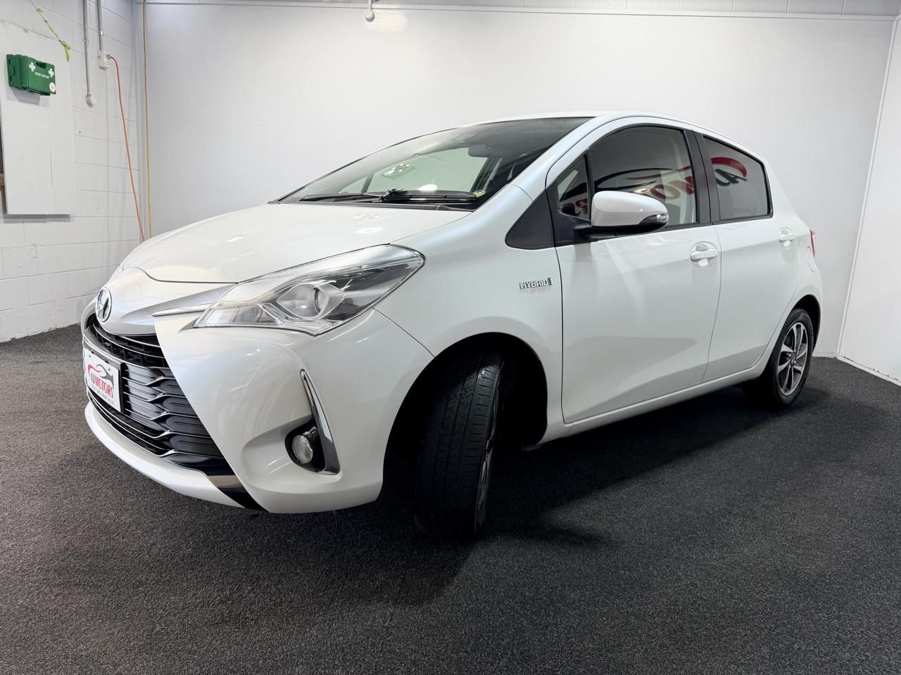 Vehicle image 3
