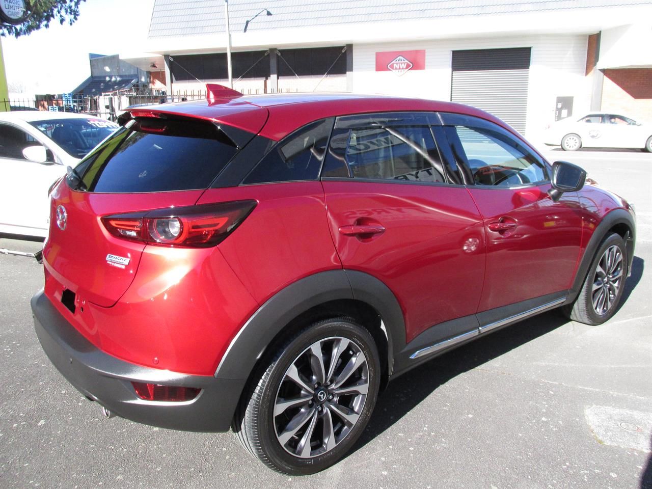 Vehicle image 3