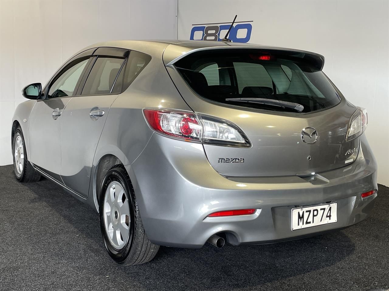 Vehicle image 4