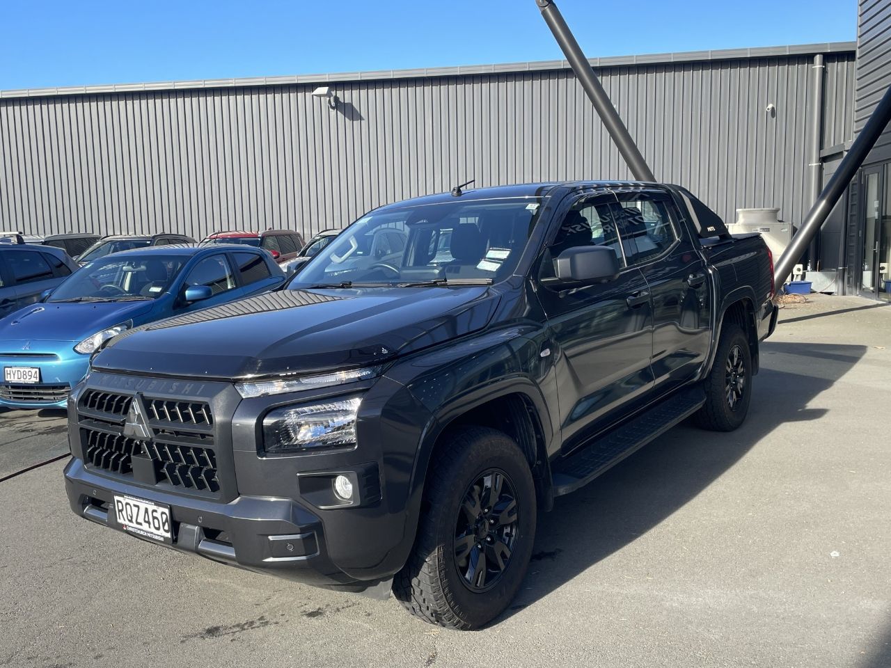 Vehicle image 5