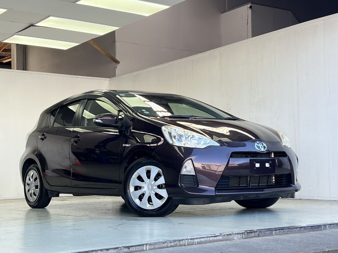 Vehicle image 1