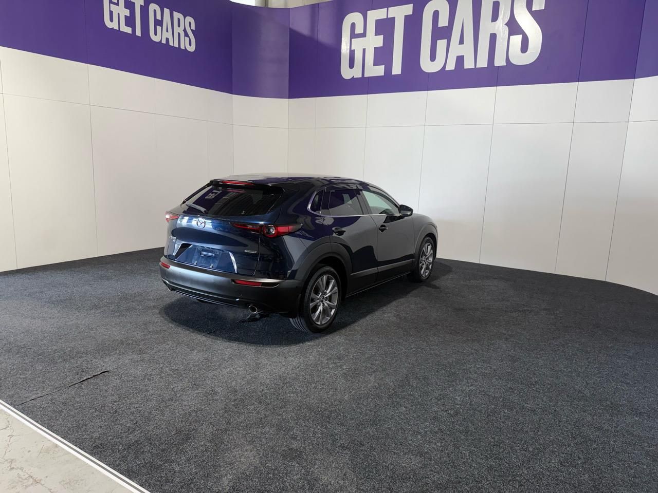 Vehicle image 4