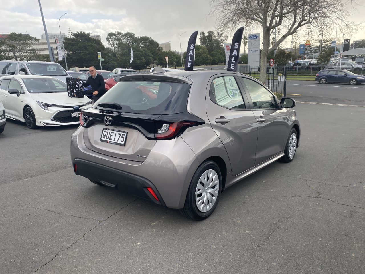 Vehicle image 2