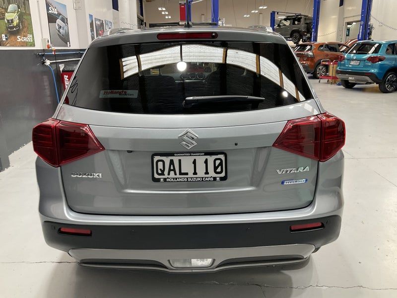 Vehicle image 5