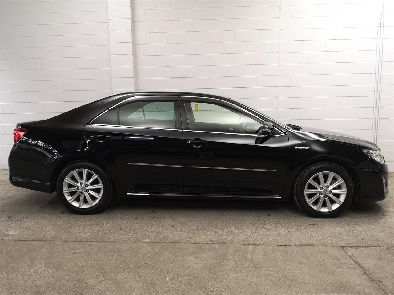 Vehicle image 3