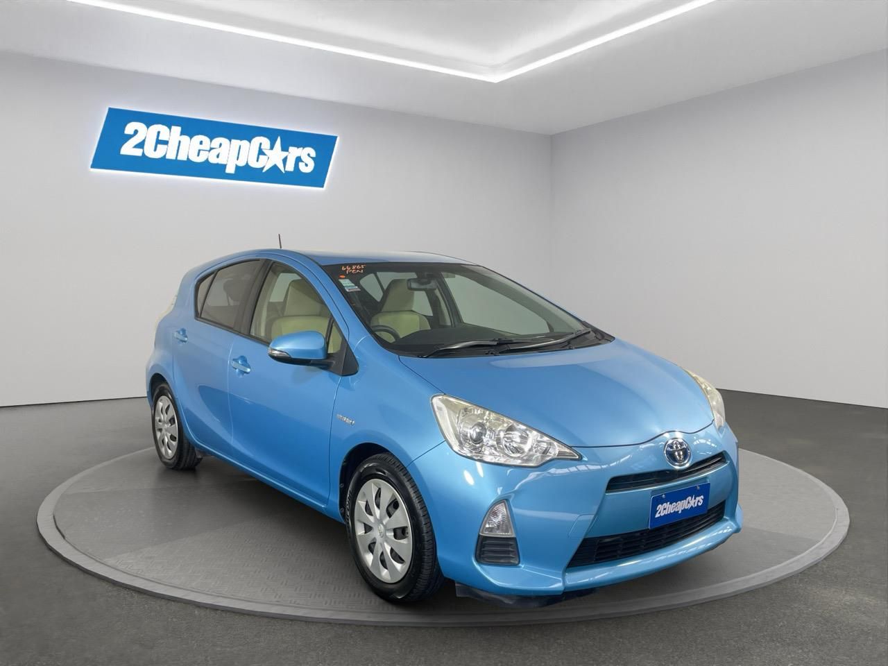 Vehicle image 3