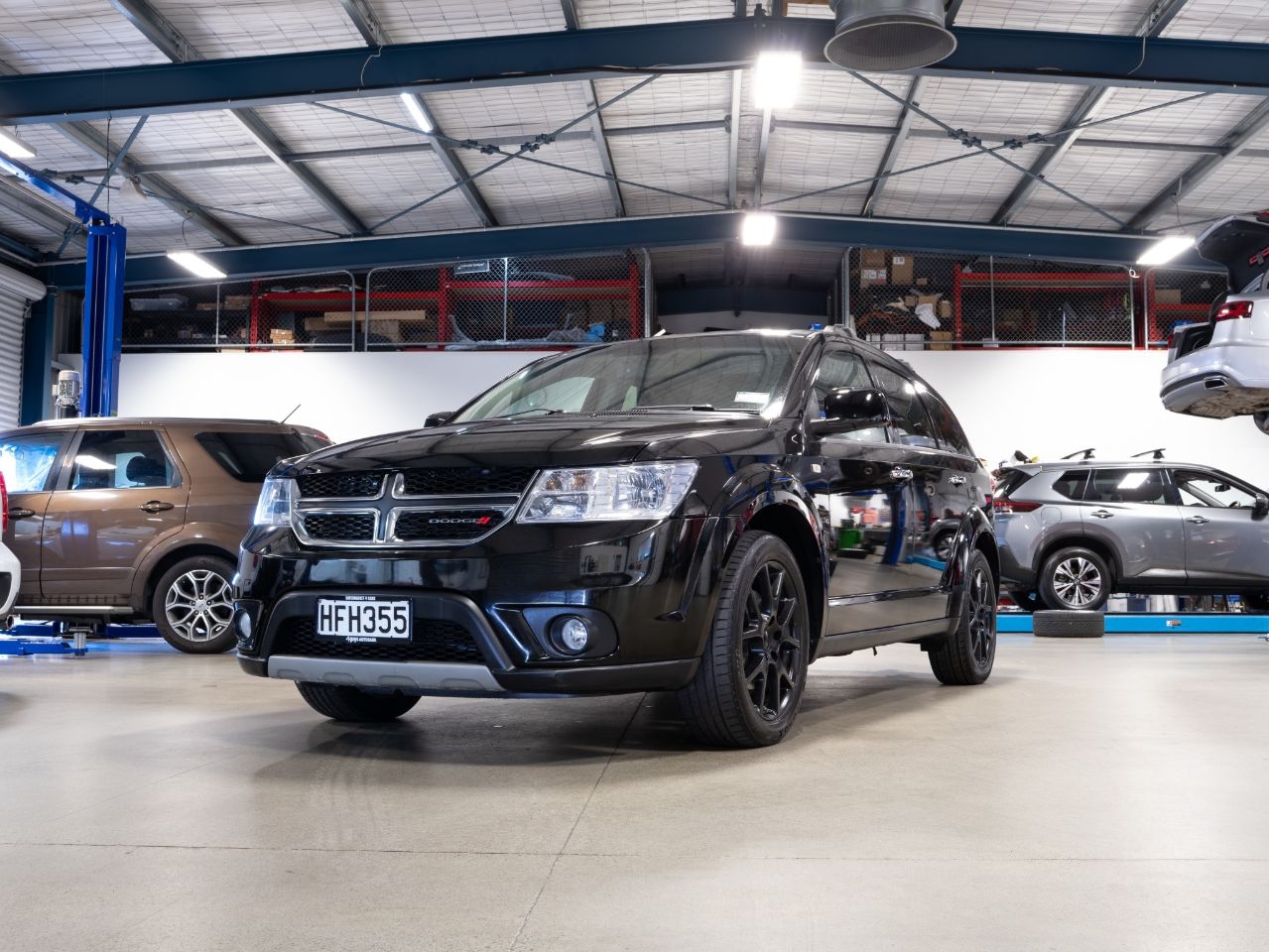 Vehicle image 4