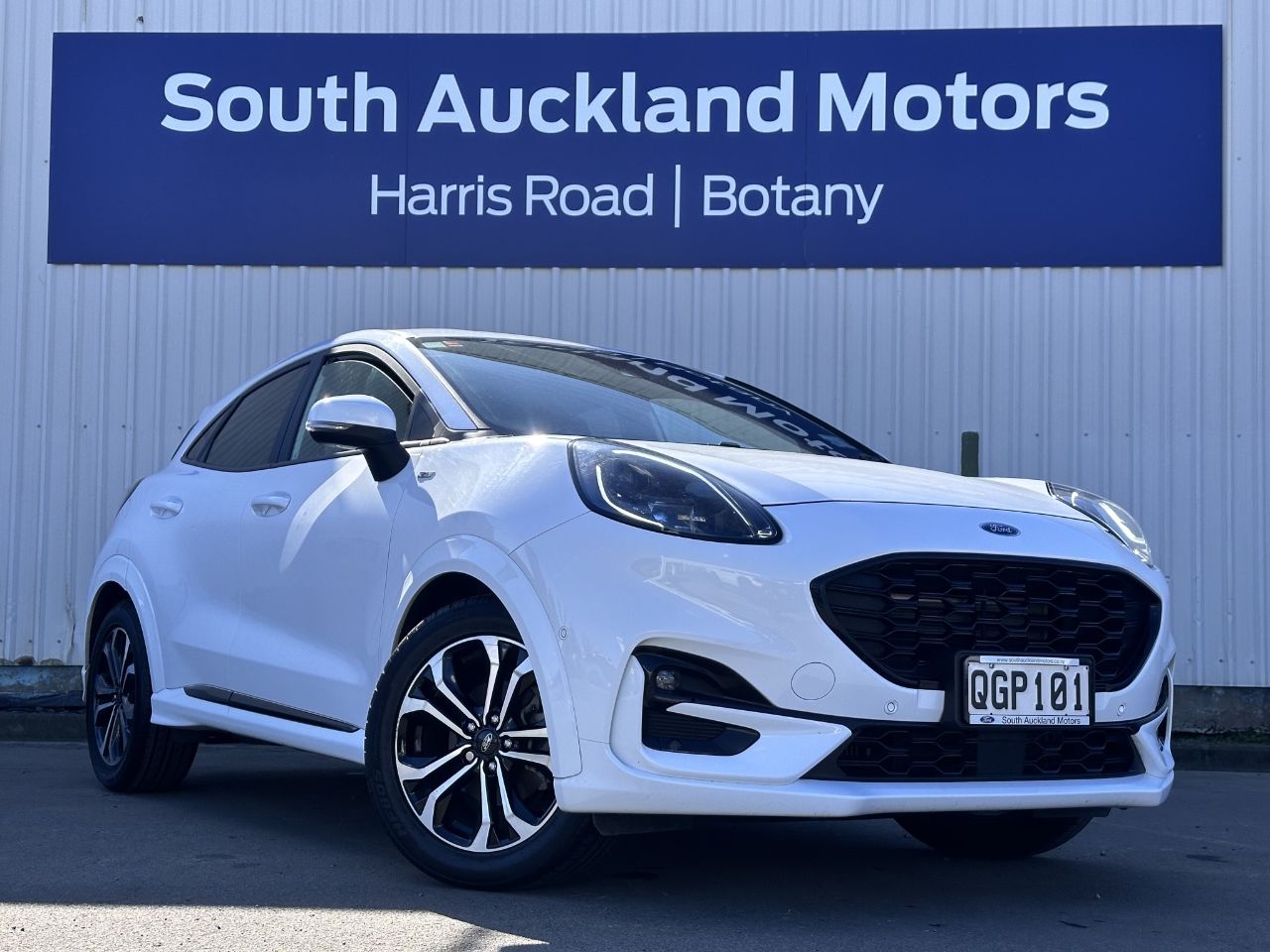 Vehicle image 1