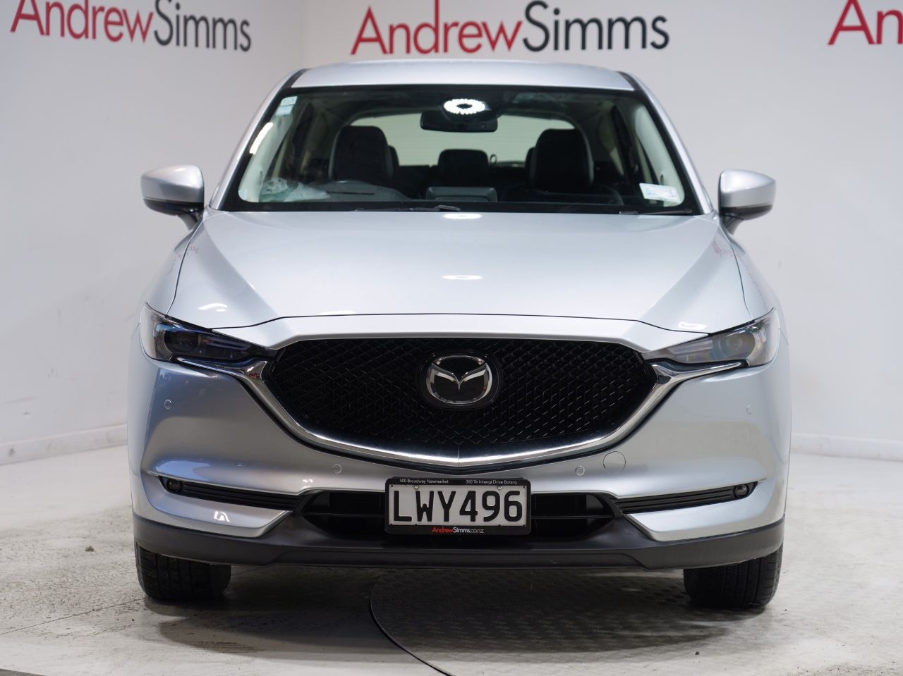 Vehicle image 4