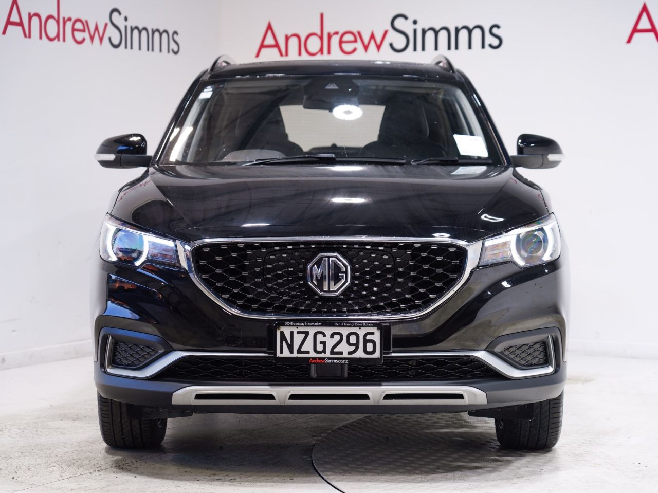 Vehicle image 3