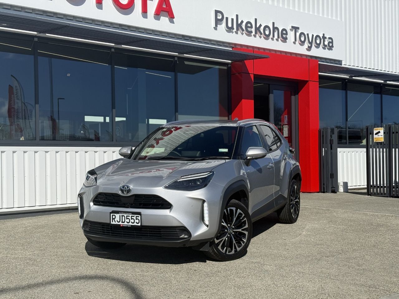 Vehicle image 1