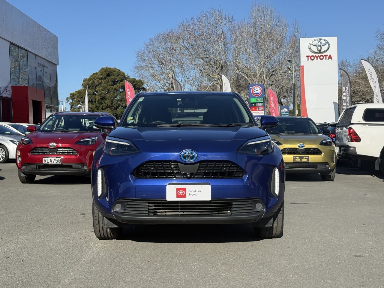 Vehicle image 3