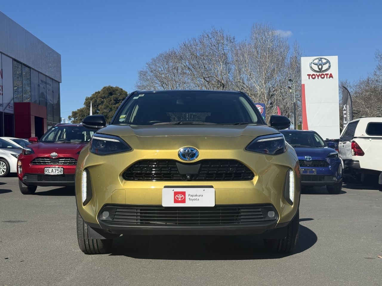 Vehicle image 5
