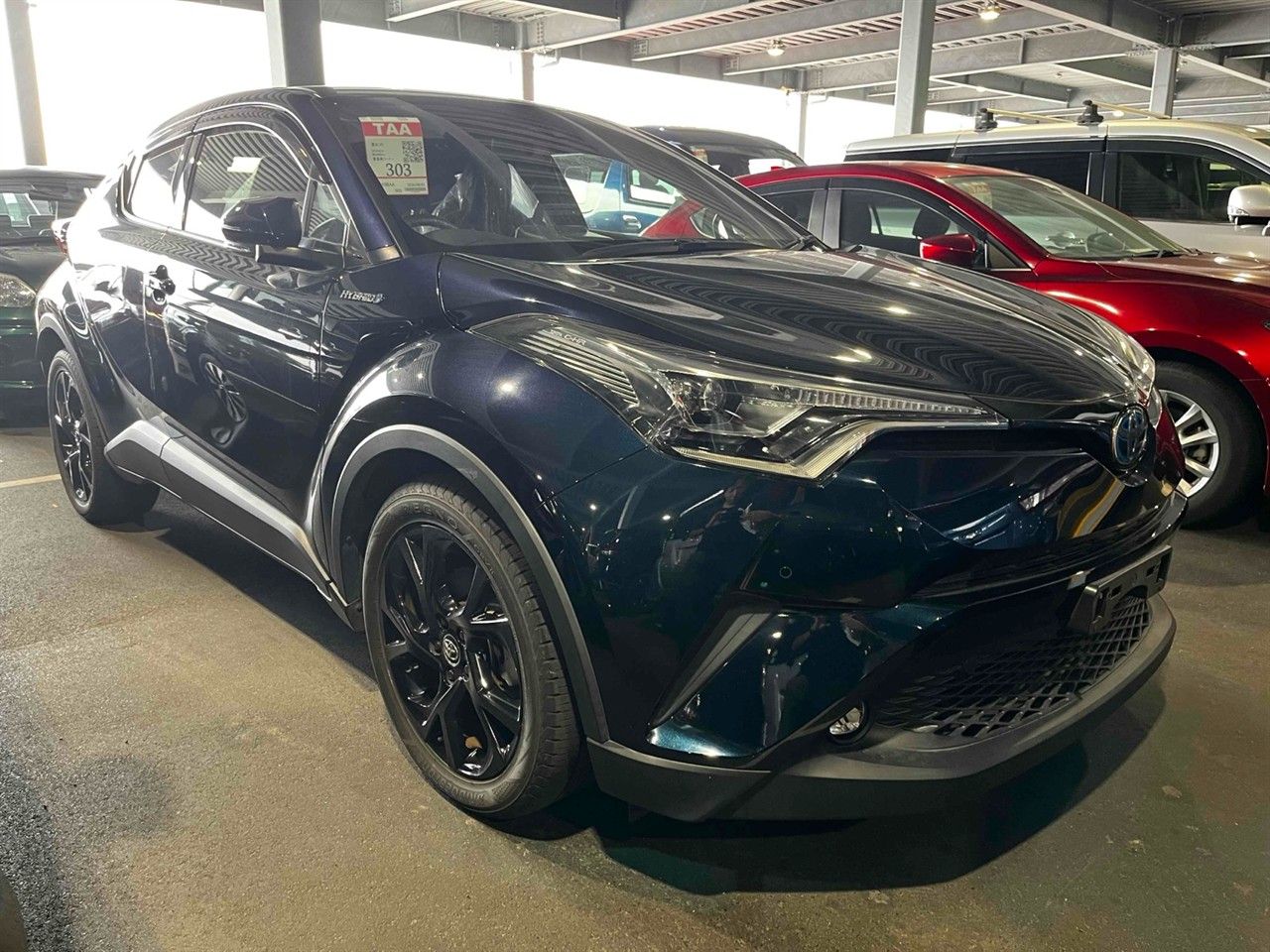 Vehicle image 4