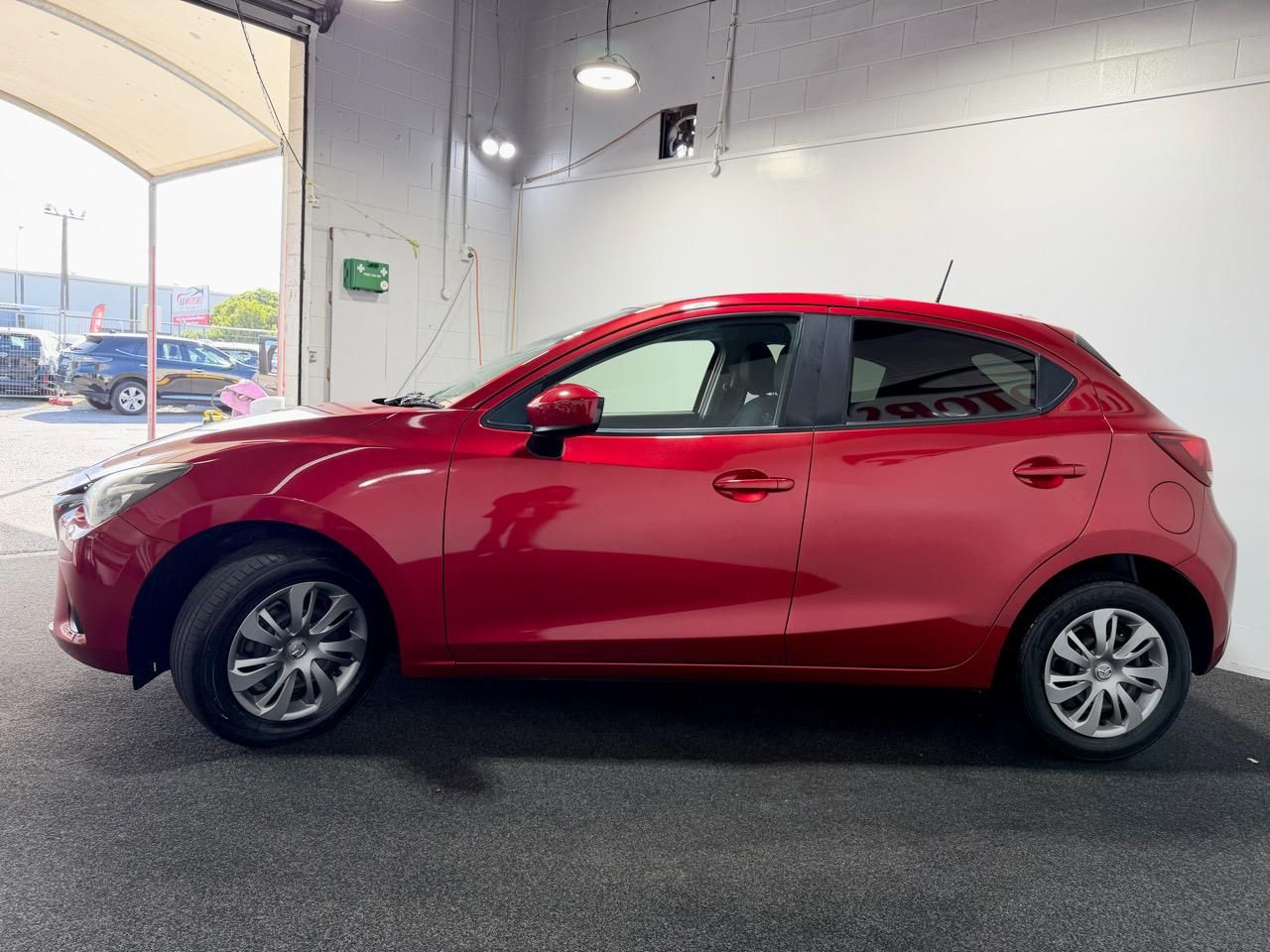 Vehicle image 5