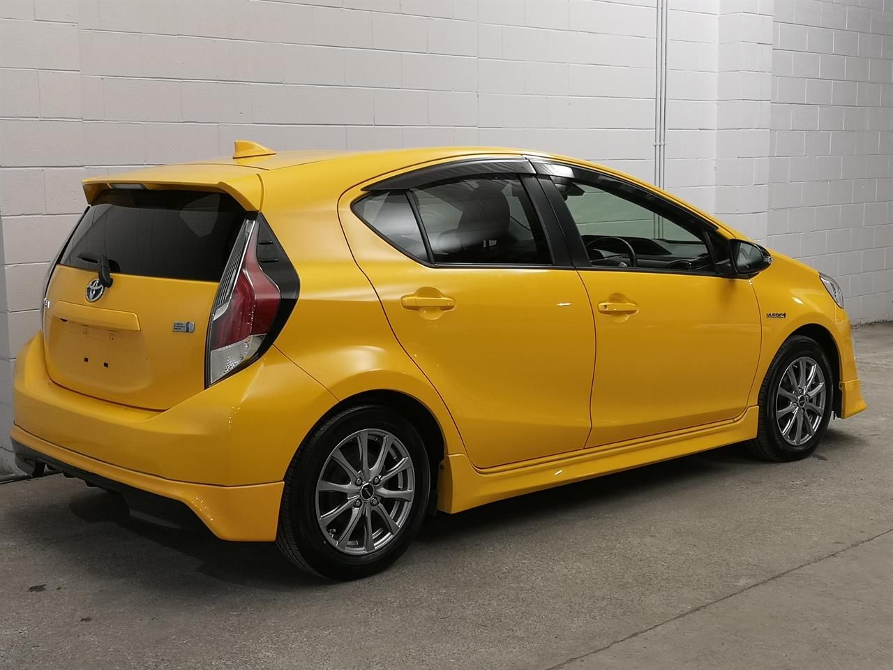 Vehicle image 2