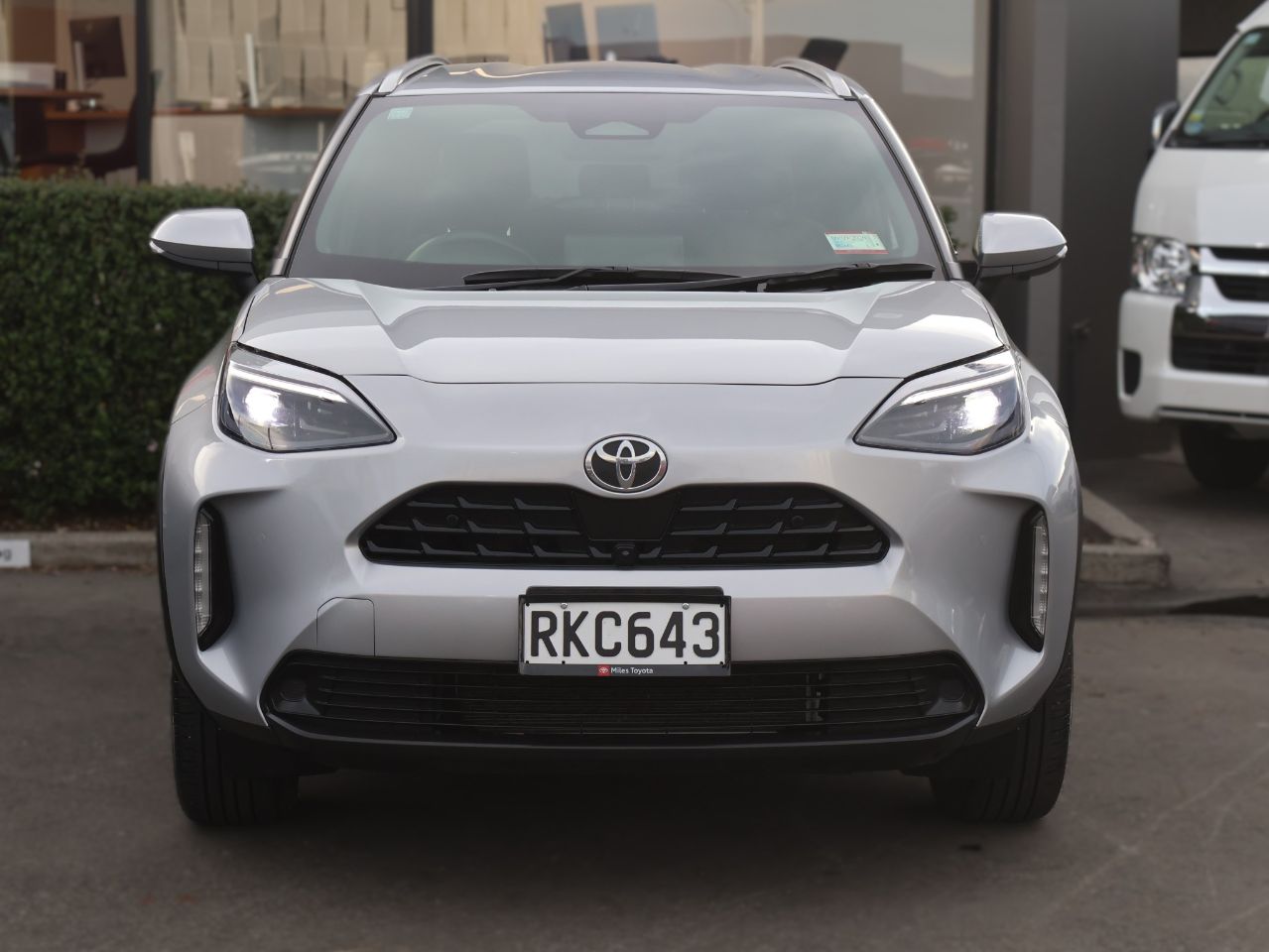 Vehicle image 2