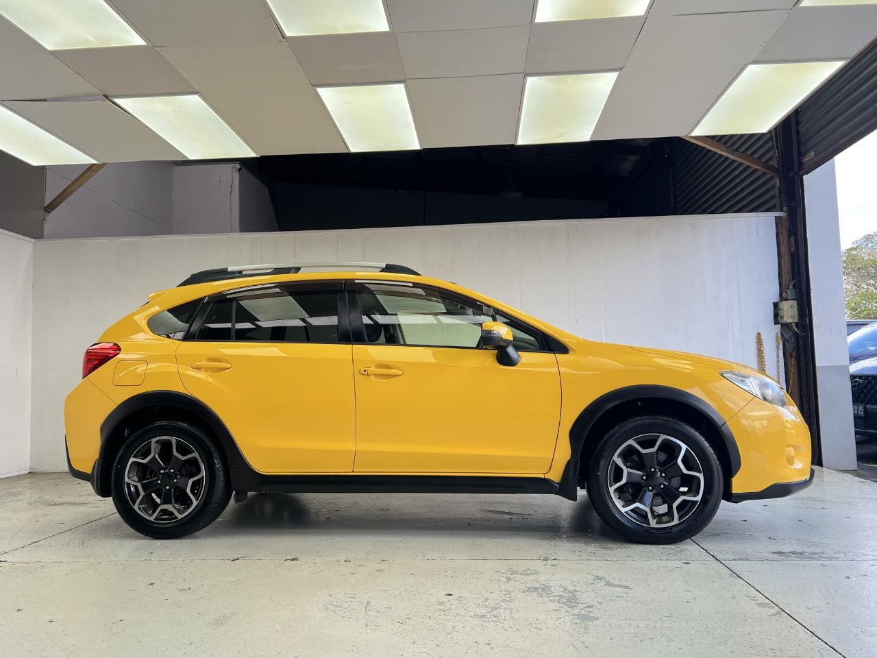 Vehicle image 5