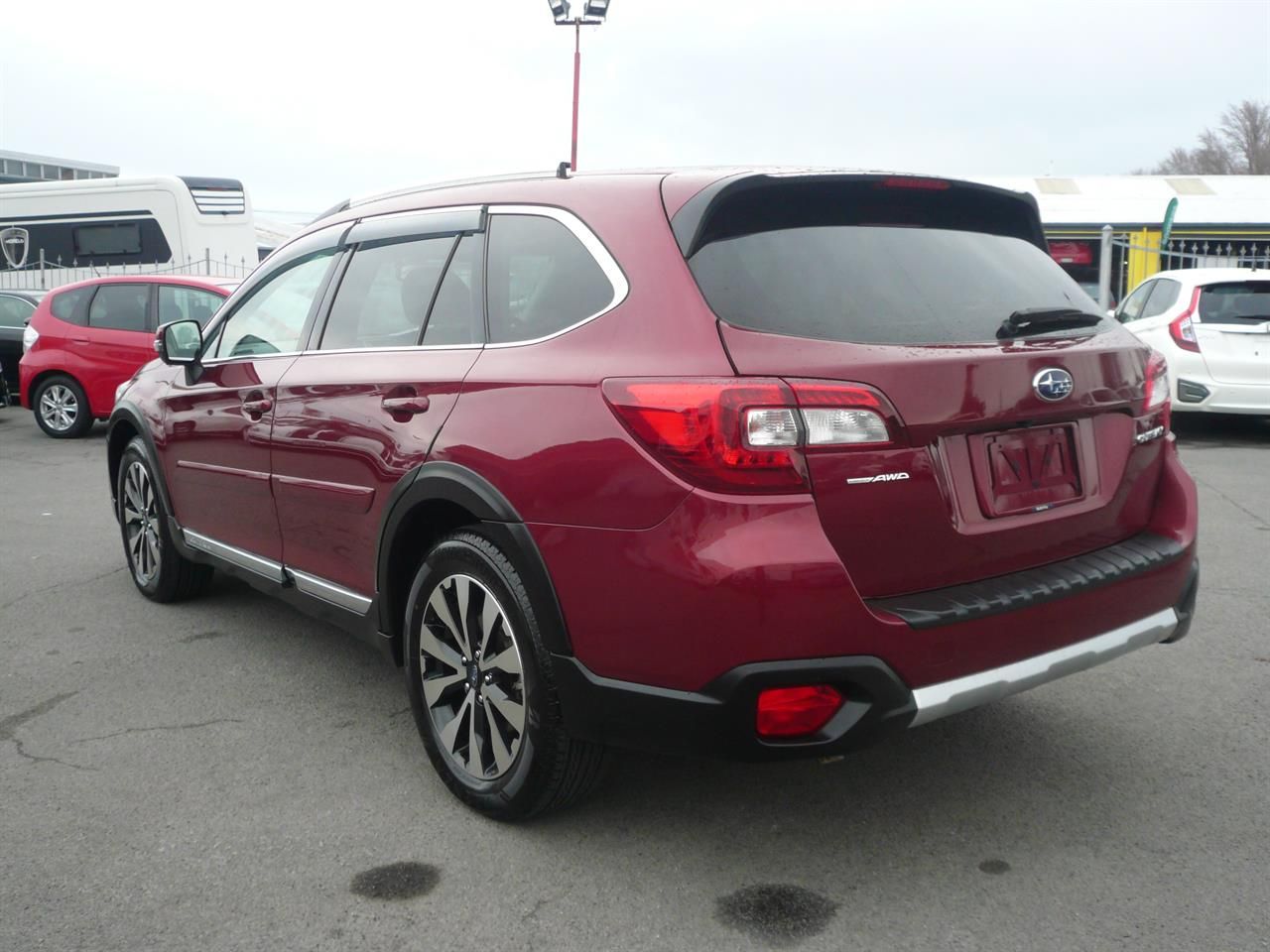 Vehicle image 4