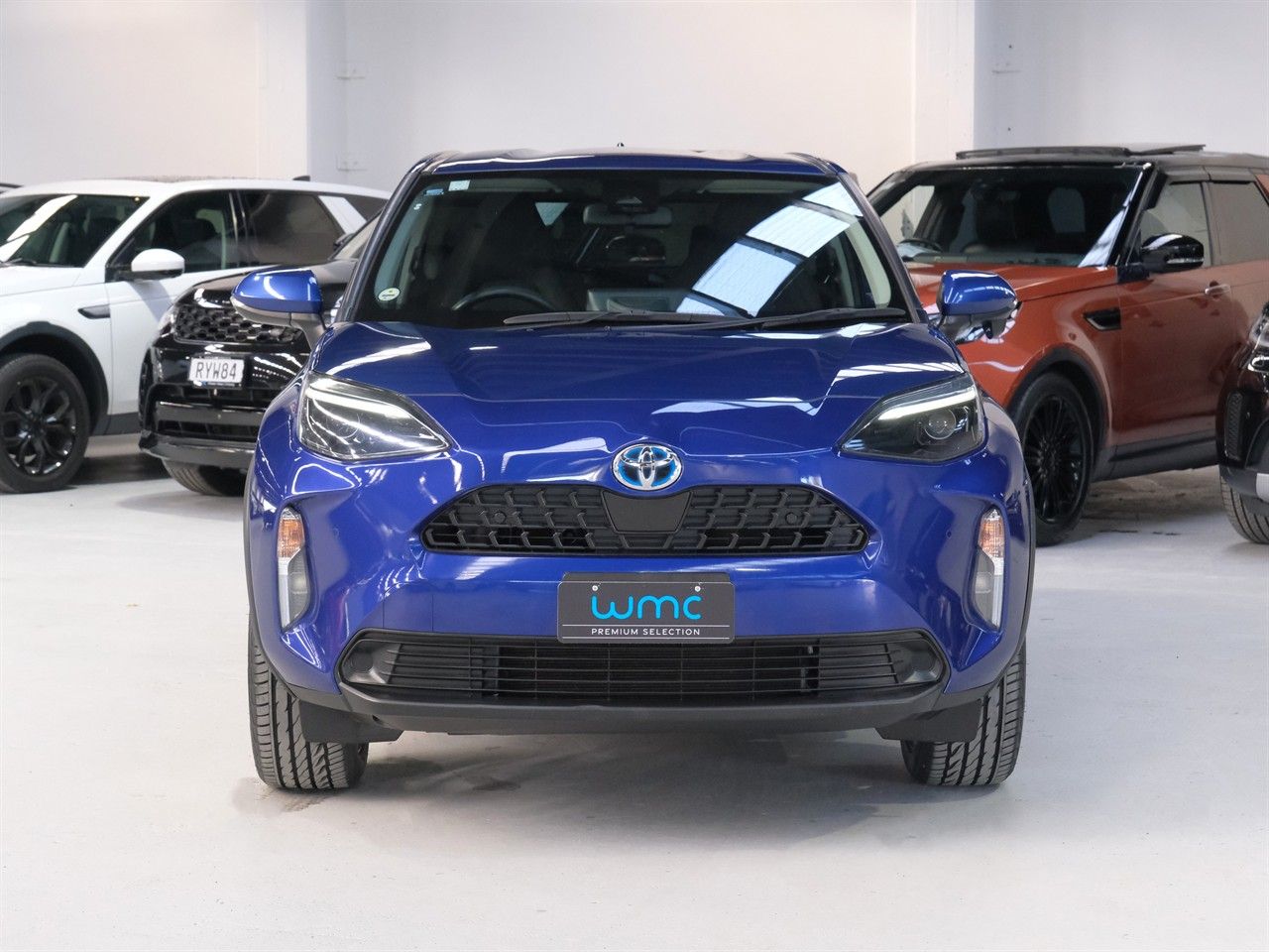 Vehicle image 3