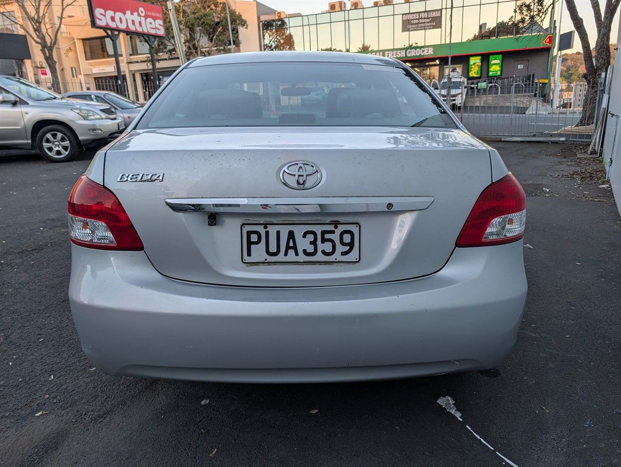 Vehicle image 5