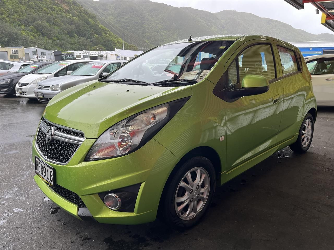 Vehicle image 3