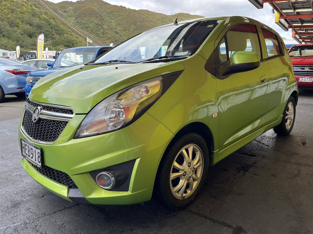 Vehicle image 3