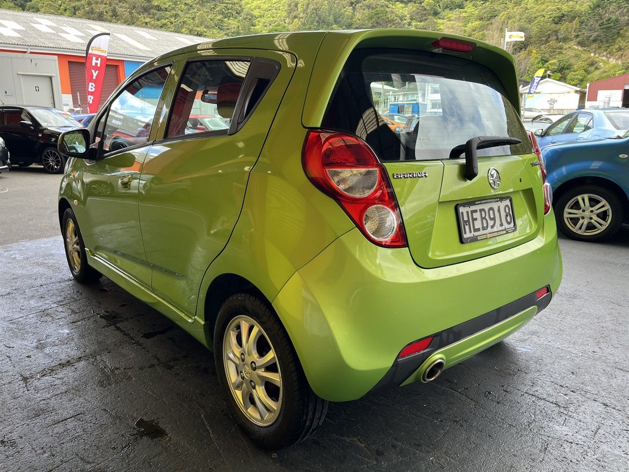Vehicle image 4