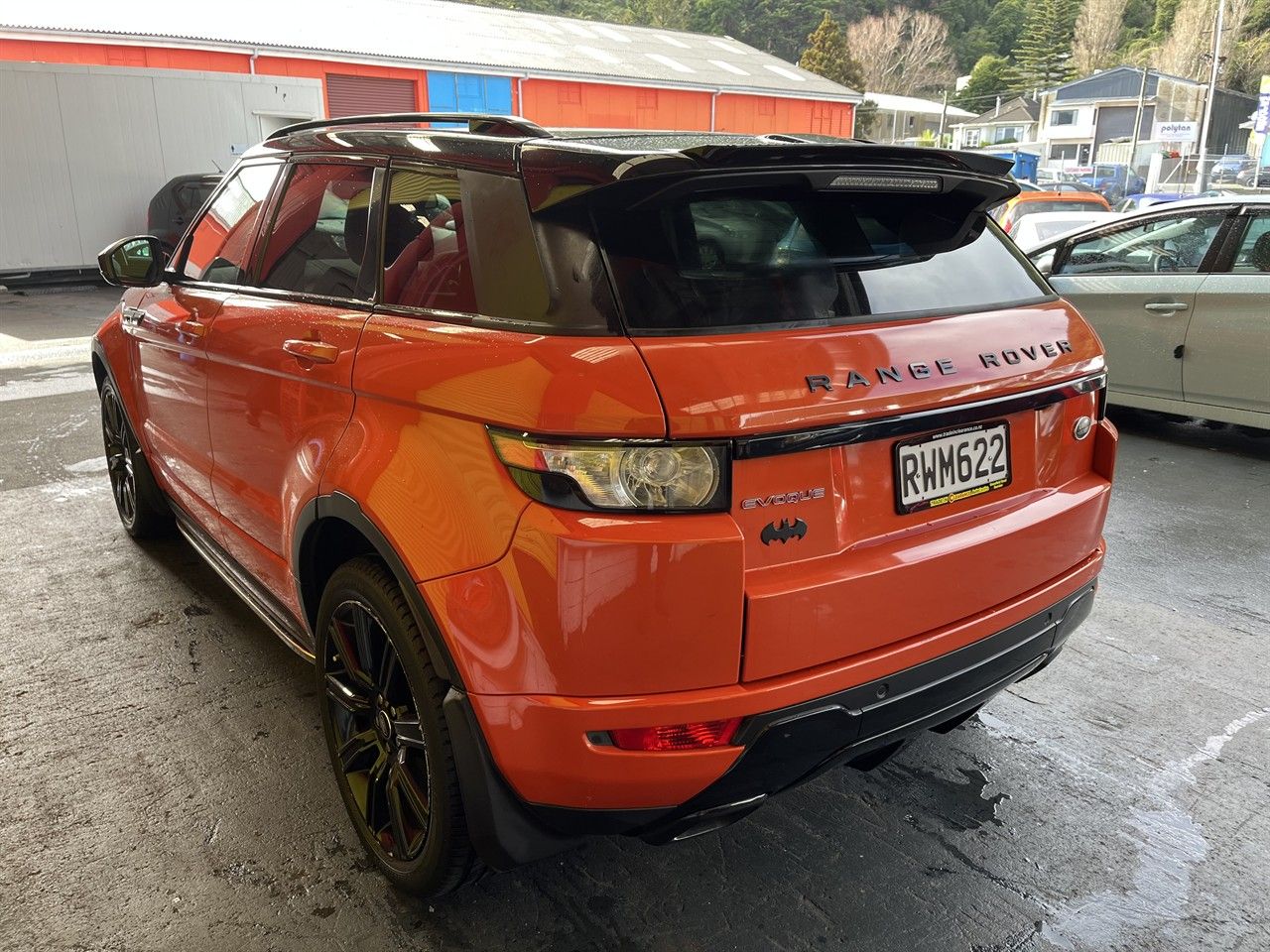 Vehicle image 4