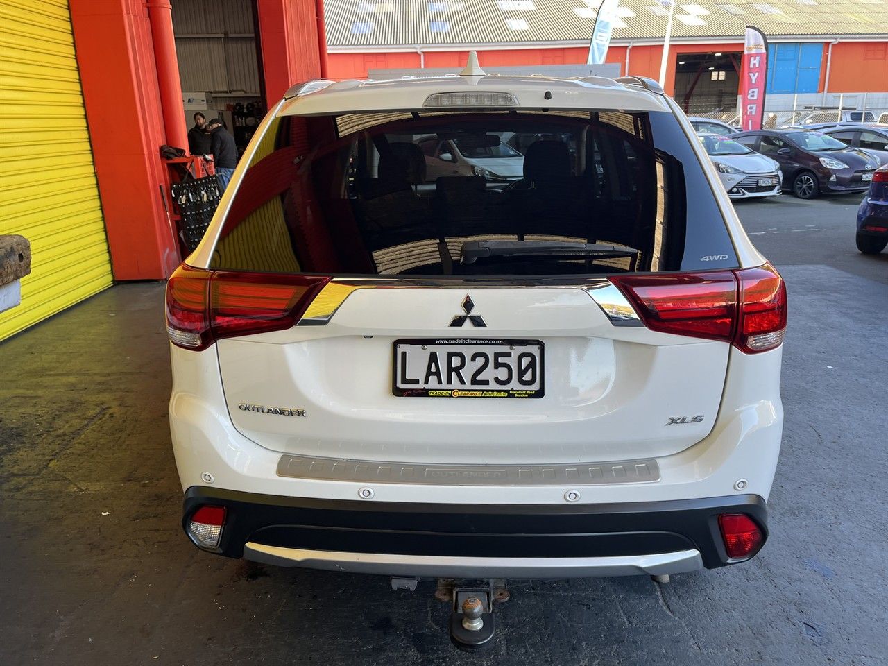 Vehicle image 5